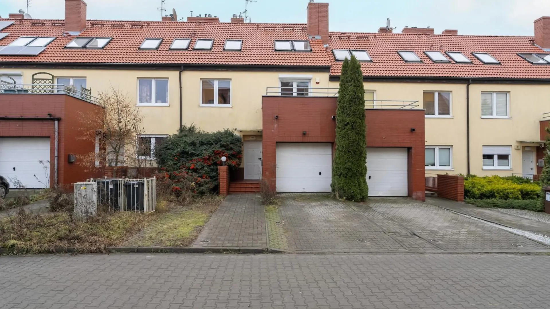 Dom Sianowska 130 M2, Parking & 3 Balkony Poznan By Noclegi Renters