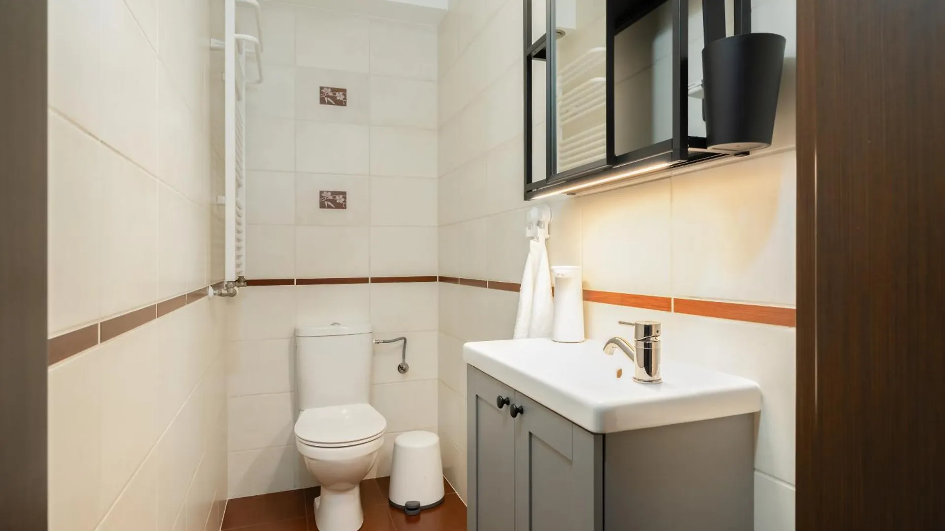 Dom Sianowska 130 M2, Parking & 3 Balkony Poznan By Noclegi Renters