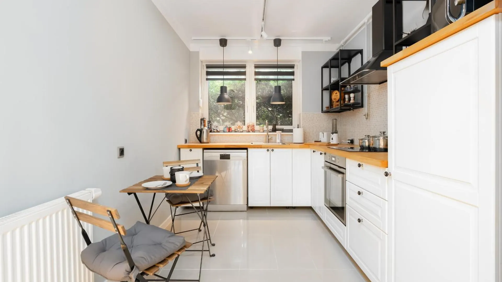 Dom Sianowska 130 M2, Parking & 3 Balkony Poznan By Noclegi Renters بولندا